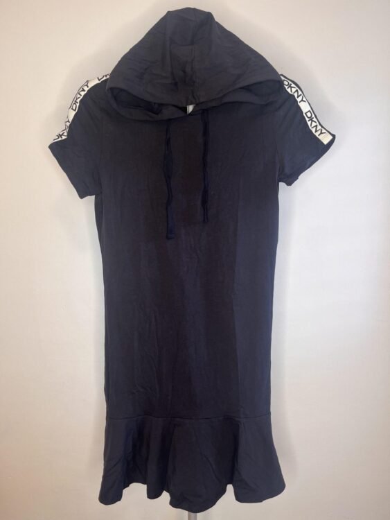 שמלה ספורטיבית קפוצ׳ון DKNY מידה M/L