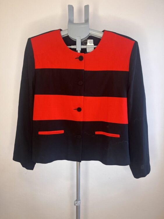 בלייזר מחויט CRAZY LINE מידה L