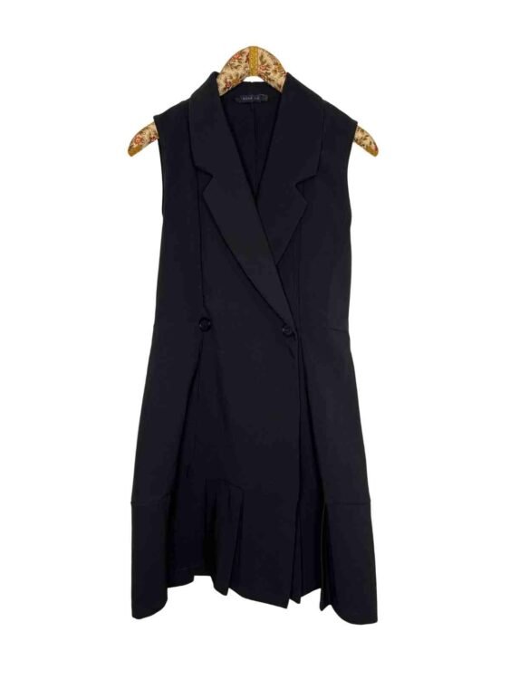 שמלת וסט מחויטת NUNA מידה L פרטים