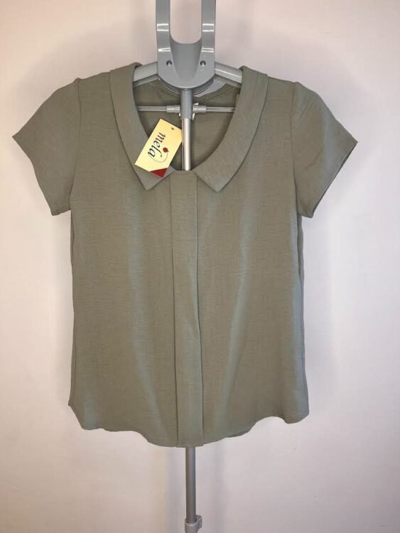 חולצה שרוול קצר מחויטת ירוק זית דניאלה מיקושה מידה s