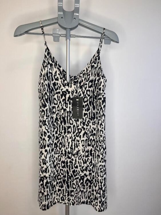 שמלה קצרה מיני/מידי מנומרת LILAMIST מידה s