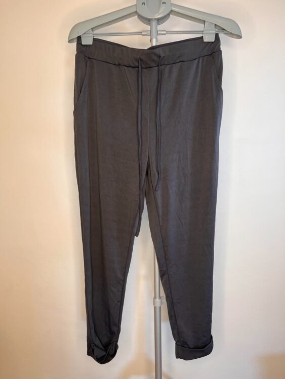 מכנס לייקרה SHEIN מידה L פרטים