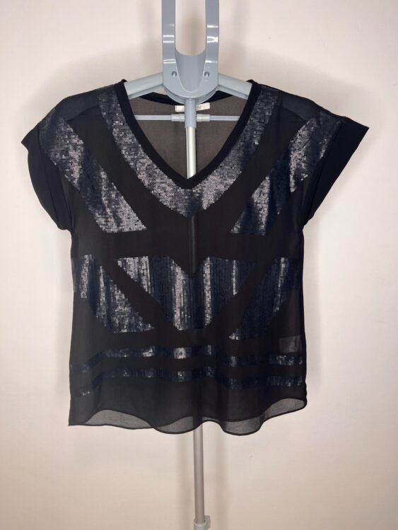 חולצה שחורה שקופה פאייטים LucyParis מידה 40 פרטים