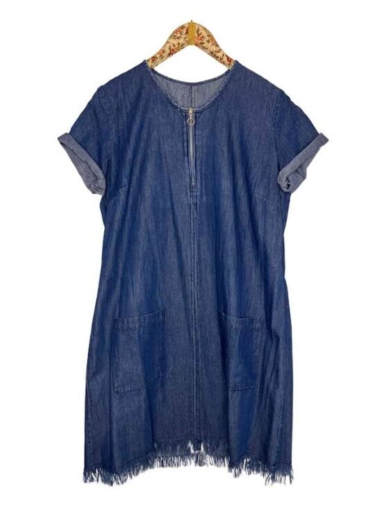 שמלת כותנה ג׳ינס מידה L פרטים