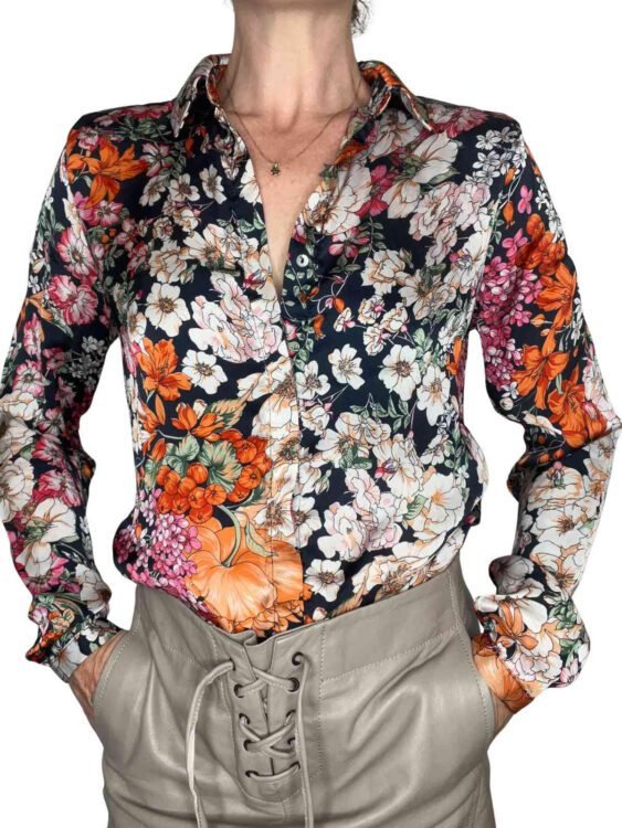 חולצת סאטן סופר נעימה מידה XS