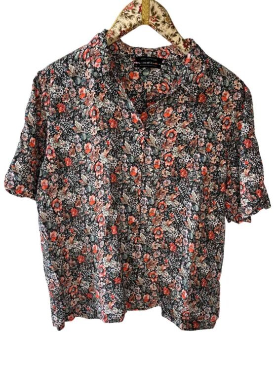 מכופתרת כותנה URBAN OUTFITTERS מידה L פרטים
