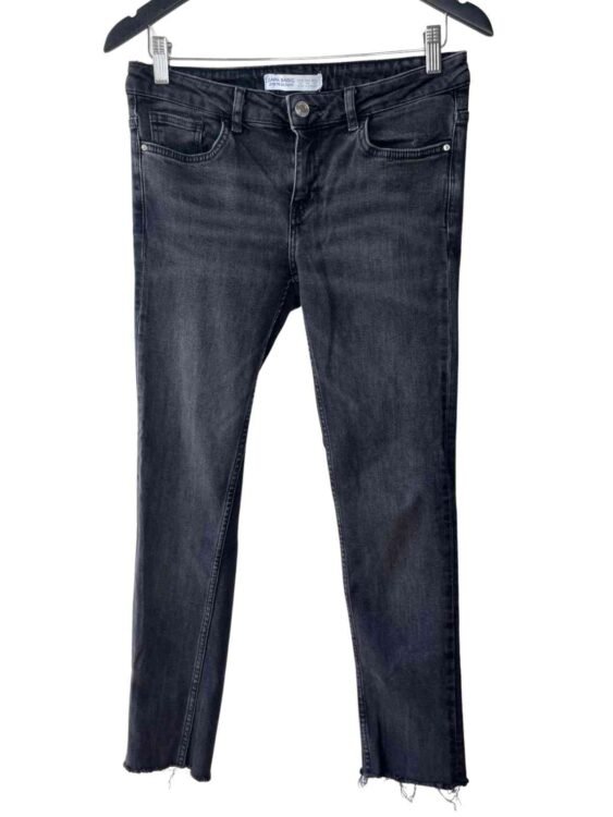 ג׳ינס סטרץ׳ ZARA מידה 38 פרטים