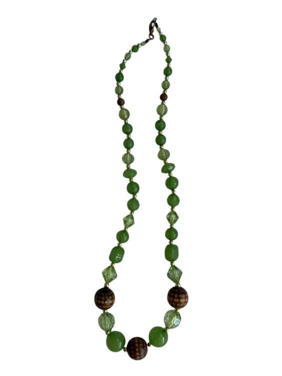 מחרוזת ירקרקה ומתוקה פרטים