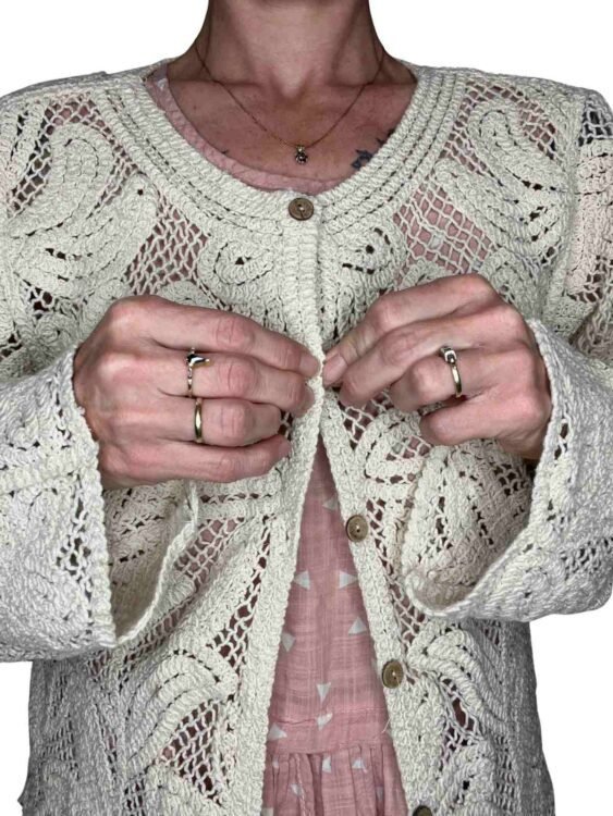 עליונית וינטג' פרטים