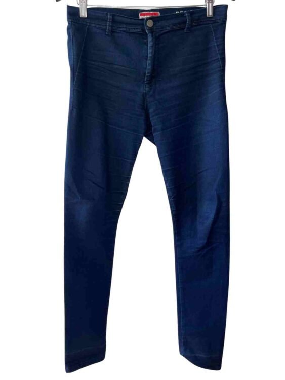 ג׳ינס סטרץ׳ CASTRO גזרה SEAMLESS מידה M פרטים