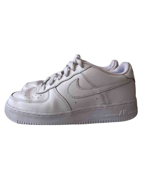 NIKE מידה 39 פרטים