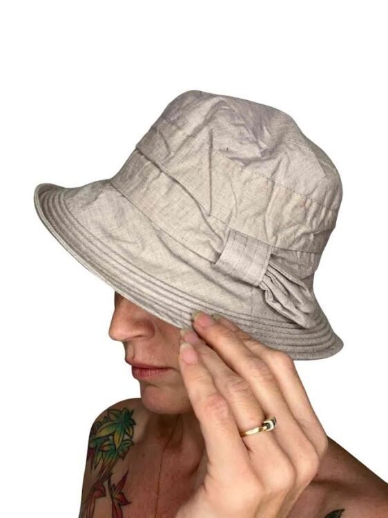 כובע כותנה דליה עם הטיקט פרטים