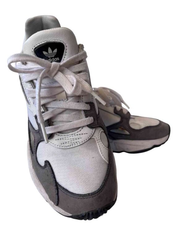 adidas מידה 40 פרטים