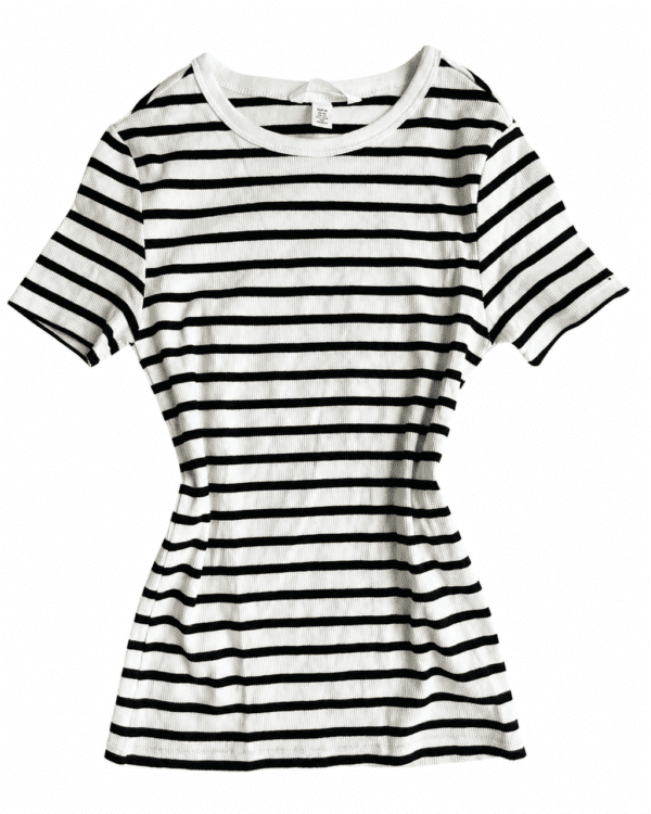 חולצה בייסיק H&M מידה XS פרטים