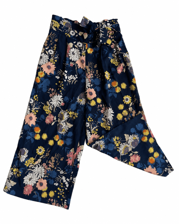 מכנס שיפון ברמודה ZARA מידה S פרטים