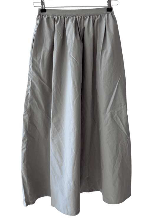 חצאית UNIQLO מידה S פרטים