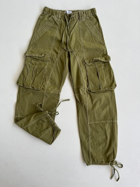 דגמ״ח ZARA מידה 32-34 פרטים