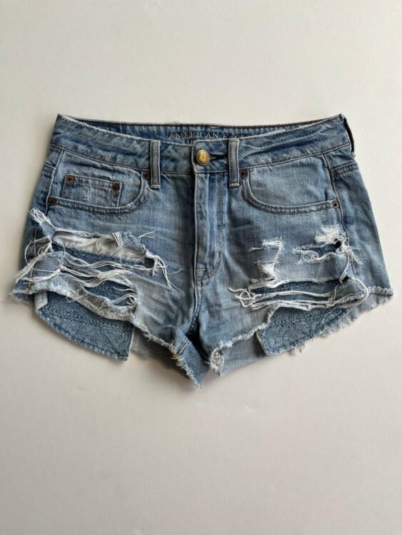 ג׳ינס קצר AMERICAN EAGLE מידה 4 פרטים