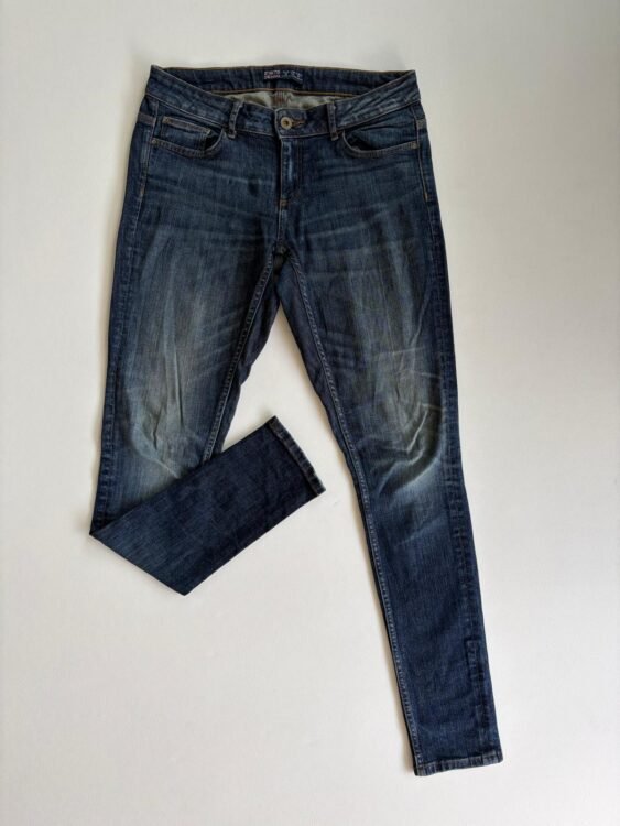 ג׳ינס גזרה נמוכה ZARA מידה 38 פרטים