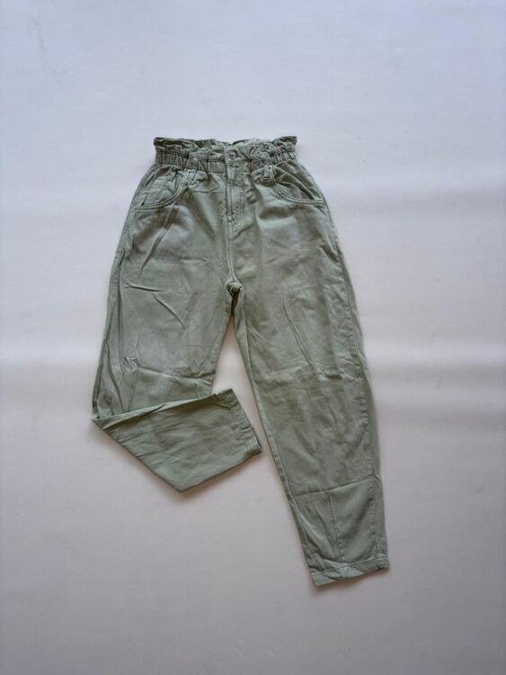 ג׳ינס כותנה Bershka מידה 34 פרטים