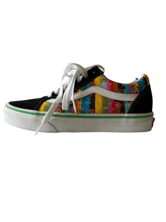 VANS OLD SKOOL & SESAME STREET פרטים