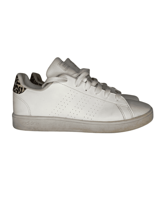 סניקרס adidas מידה 38 פרטים